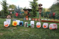 İSMAİL HAKKI - Üniversite Öğrencilerinden Atık Malzemelerden Sokak Hayvanlarına Yuva