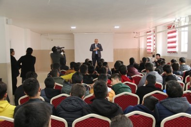 Yahyalı'da Obezite Ve Sağlıklı Beslenme Seminerleri