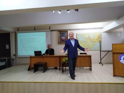 ADÜ Yenipazar MYO'da 'Sigortacılıkta Acentecilik' Konferansı Düzenlendi