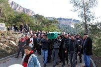 UZMAN ÇAVUŞ - Kazada Hayatını Kaybeden Uzman Çavuş Son Yolculuğuna Uğurlandı