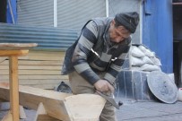 MOBİLYA - Marangoz Mesleğinin Son Temsilcileri Teknolojiye Direniyor