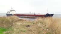 KURU YÜK GEMİSİ - Marmara Denizi'nde Rus Gemisi Karaya Oturdu