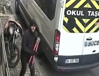DEMİR MAKASI - Motosiklet Hırsızının Pes Dedirten Rahatlığı Kamerada