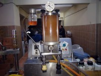 GÜVEN TİMLERİ - Polisten Sahte Parfüm Operasyonu Açıklaması 150 Bin Şişe Ele Geçirildi
