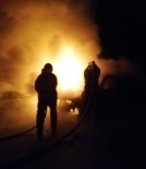 KıNıKLı - Seyir Halindeki Otomobil Alev Alev Yandı