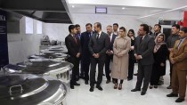 KABİL BÜYÜKELÇİSİ - TİKA Afganistan Dışişleri Bakanlığı Mutfağını Yeniledi