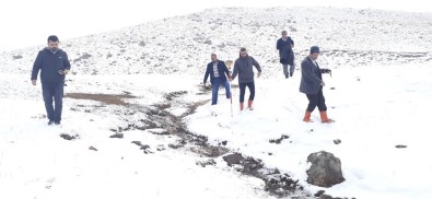 VASKİ Su Bulma Timi Görev Başında