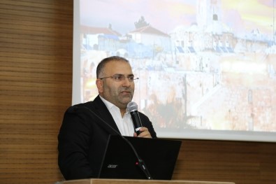 ALKÜ'de İnsanlığın Ortak Mirası Kudüs Konuşuldu