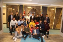 BÜLENT ECEVIT - ALKÜ Futbol Takımı Gururlandırdı