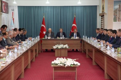 Bayburt'ta Ekonomik Gelişmeler Ele Alındı