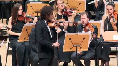 CRR Senfoni Orkestrası'ndan 'Kader Kapıyı Çalmıyor' Konseri