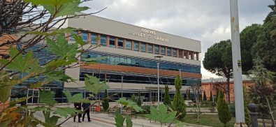 İzmir'de Okul Müdürünün Öldürülmesine İlişkin Dava Şubat Ayına Ertelendi