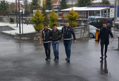 Karaman'da Eroinle Yakalanan Yabancı Uyruklu Şahıs Tutuklandı