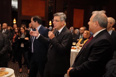 Sağlık Çalışanları Kongresi Ve İstanbul Sağlık Yöneticileri Derneği'nin Tanıtım Toplantısı Yapıldı