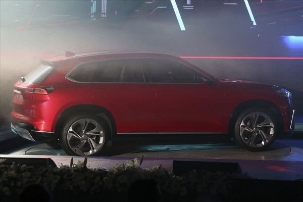 Türkiye'nin yerli otomobili tanıtıldı