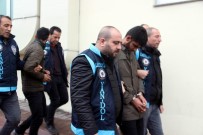 YANKESİCİLİK VE DOLANDIRICILIK BÜRO AMİRLİĞİ - Dolandırıcılara 40 Bin TL'yi Balkondan Attı