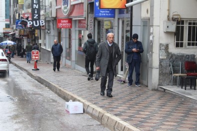 Elazığ'daki 4.9 Deprem, Okullar Tatil Edildi