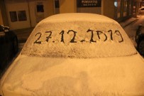 YAĞAN - Erzurum'da Lapa Lapa Kar Kenti Beyaza Bürüdü