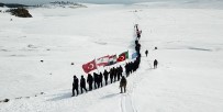 HASAN DİNÇER - İzciler, Sarıkamış Şehitleri İçin Karlı Dağları Aşarak Eksi 10 Derecede Çadırda Sabahladı