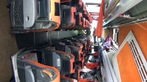 AHMET ÖZTÜRK - Karaman'da Yolcu Otobüsü Devrildi Açıklaması 22 Yaralı