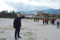 ODABAŞı - Sancaklıbozköylü Çocuklar Futbol Sahasının Yenilenmesini İstiyor