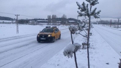 Sarıkamış'ta Kar Yağışı Etkisini Sürdürüyor