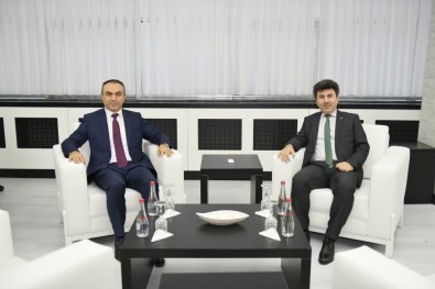 Vali Soytürk Rektör Karacoşkun'la Bir Araya Geldi
