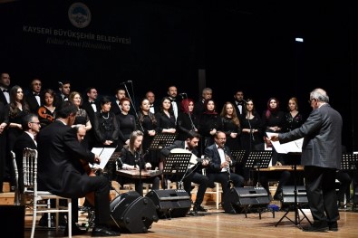 Başkan Büyükkılıç, Türk Sanat Müziği Kent Korosu'nun Verdiği Konseri İzledi Ve Kayserililere Çağrıda Bulundu Açıklaması