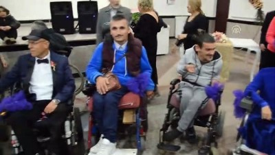 Engelli Araçlarının Tamiri Sırasında Tanışan Çift Dünyaevine Girdi