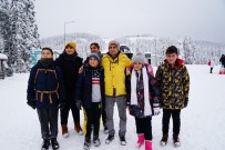 KAYAK SEZONU - Ilgaz Dağı'nda Kayak Sezonu Açıldı