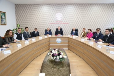 Kütahya'da Aile İçi Şiddet Ve Kadına Şiddetle Mücadele Toplantısı