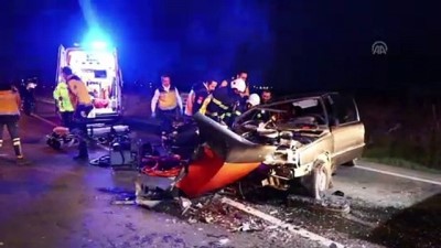 Tekirdağ'da Otomobil Tırla Çarpıştı Açıklaması 6 Yaralı