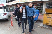 SANAYİ SİTESİ - Bilecik'te Motosiklet Park Halindeki Araca Çarptı Açıklaması 1 Yaralı