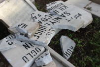 MURAT KAYA - İzmir'de Çirkin Saldırı Açıklaması 100 Yakın Mezarlık Tahrip Edildi