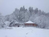 CANDARLı - İznik'te Kar Kalınlığı 5 Santimetreye Ulaştı