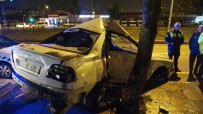 Otomobil Ağaca Çarptı Açıklaması 2 Yaralı