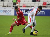 YAŞAR KEMAL - Süper Lig Açıklaması DG Sivasspor Açıklaması 0 - Göztepe Açıklaması 0 (İlk Yarı)