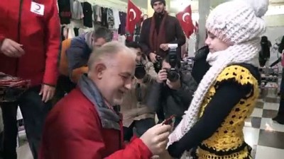 Türk Kızılay İdlib'de Yaraları Sarıyor