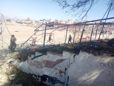 Yemen'de Askeri Mezuniyet Törenine Saldırı Açıklaması 10 Ölü