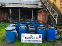 KAÇAK İÇKİ - Yılbaşında Piyasaya Sürecekleri Sahte İçkileri Toprağa Gömdüler