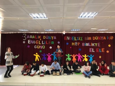3 Aralık Dünya Engelliler Günü Burhaniye'de Çeşitli Etkinliklerle Kutlandı