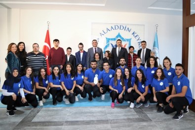 ALKÜ'den Özel Gereksinimli Bireylere Anlamlı Destek