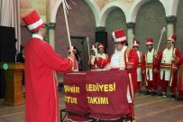 DÜNYA ENGELLILER GÜNÜ - Bu Da Özel İnsanlar Mehter Takımı