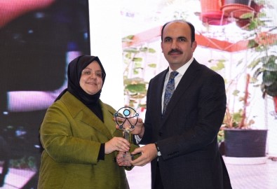 Büyükşehir'e Engelsiz Mekanlar Projesi İle 'Erişebilirlik' Ödülü