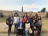 BAKANLIK - Düzce Üniversitesi Öğrencileri Gürcistan'ı Ziyaret Etti