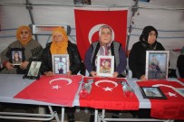 UMUTLU - HDP Önündeki Ailelerin Evlat Nöbeti 92'Nci Gününde Devam Ediyor