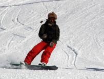 AÇILIŞ TÖRENİ - Palandöken'de Mevsimin İlk Kayağı Yapıldı
