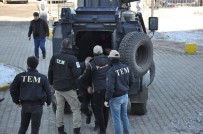 PKK/KCK Operasyonunda Gözaltına Alınan 7 Kişi Adliyeye Getirildi Haberi