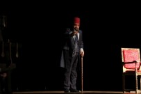 AHMET YENİLMEZ - 'Usta' NEVÜ'de Tiyatro Severlerle Buluştu