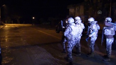 Adana'da DEAŞ'a Yönelik Operasyonda Yabancı Uyruklu 6 Şüpheli Yakalandı
